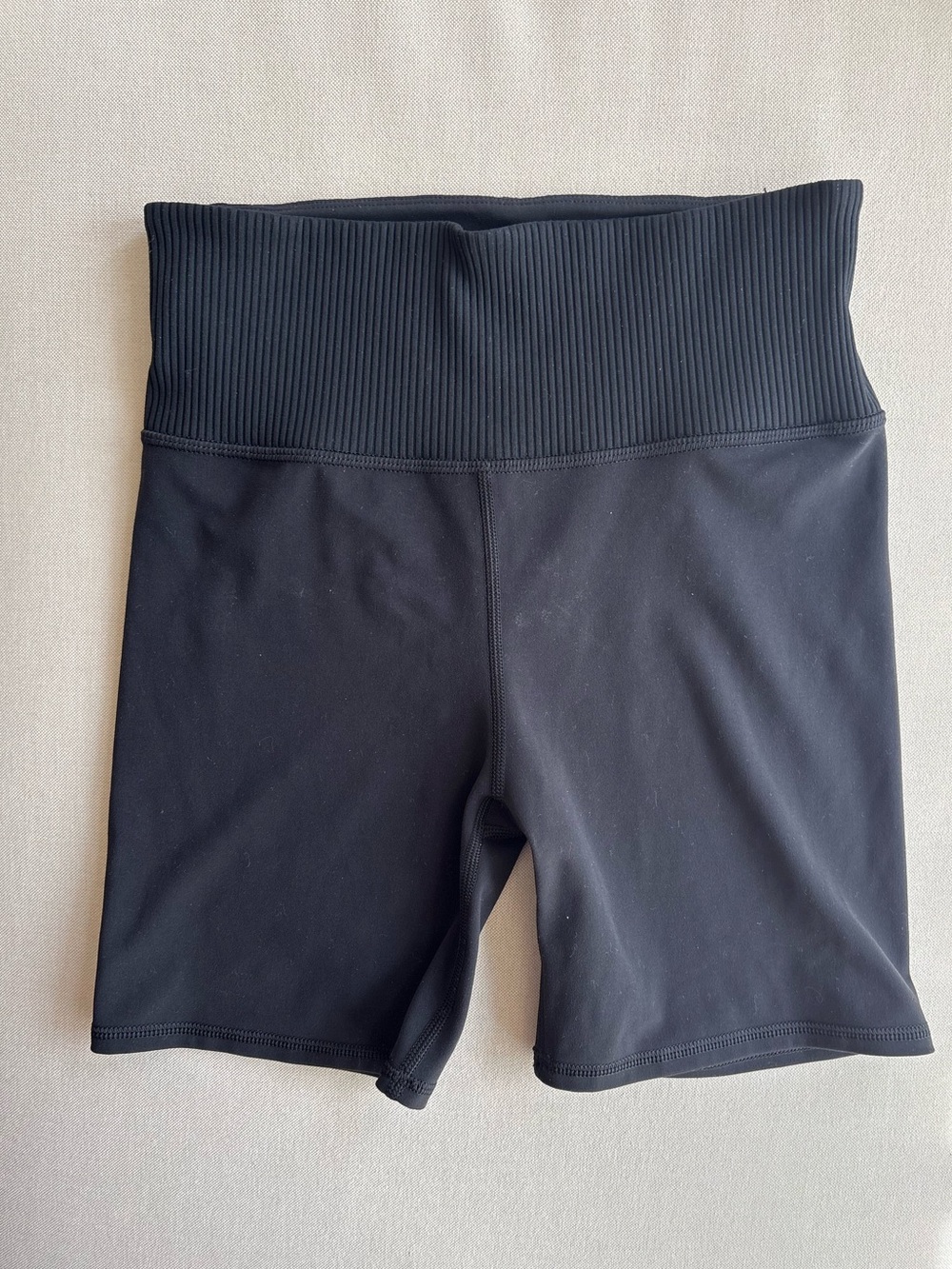 Vuori Rib Studio Bike Shorts - Picture 2 of 3